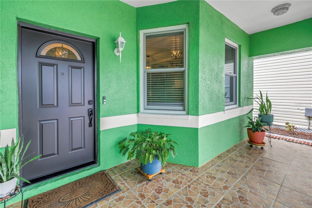 2318 W Cherry Street , Tampa, FL 33607 Photo