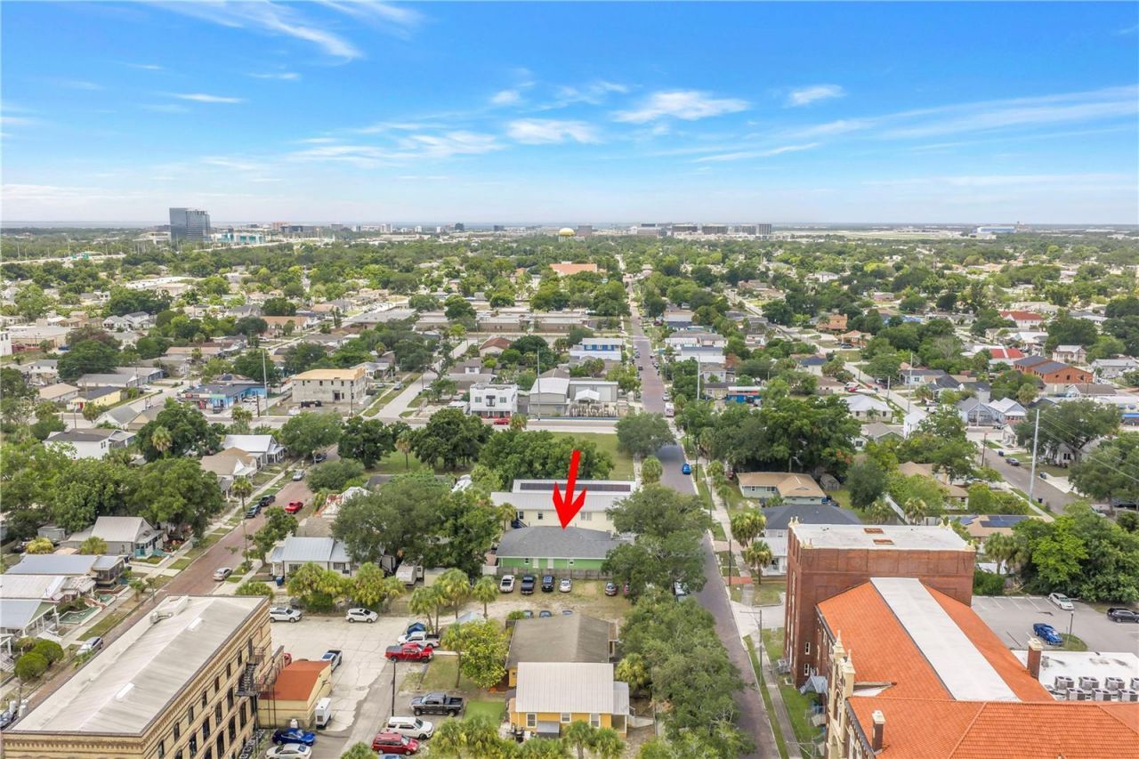 2318 W Cherry Street , Tampa, FL 33607 Photo