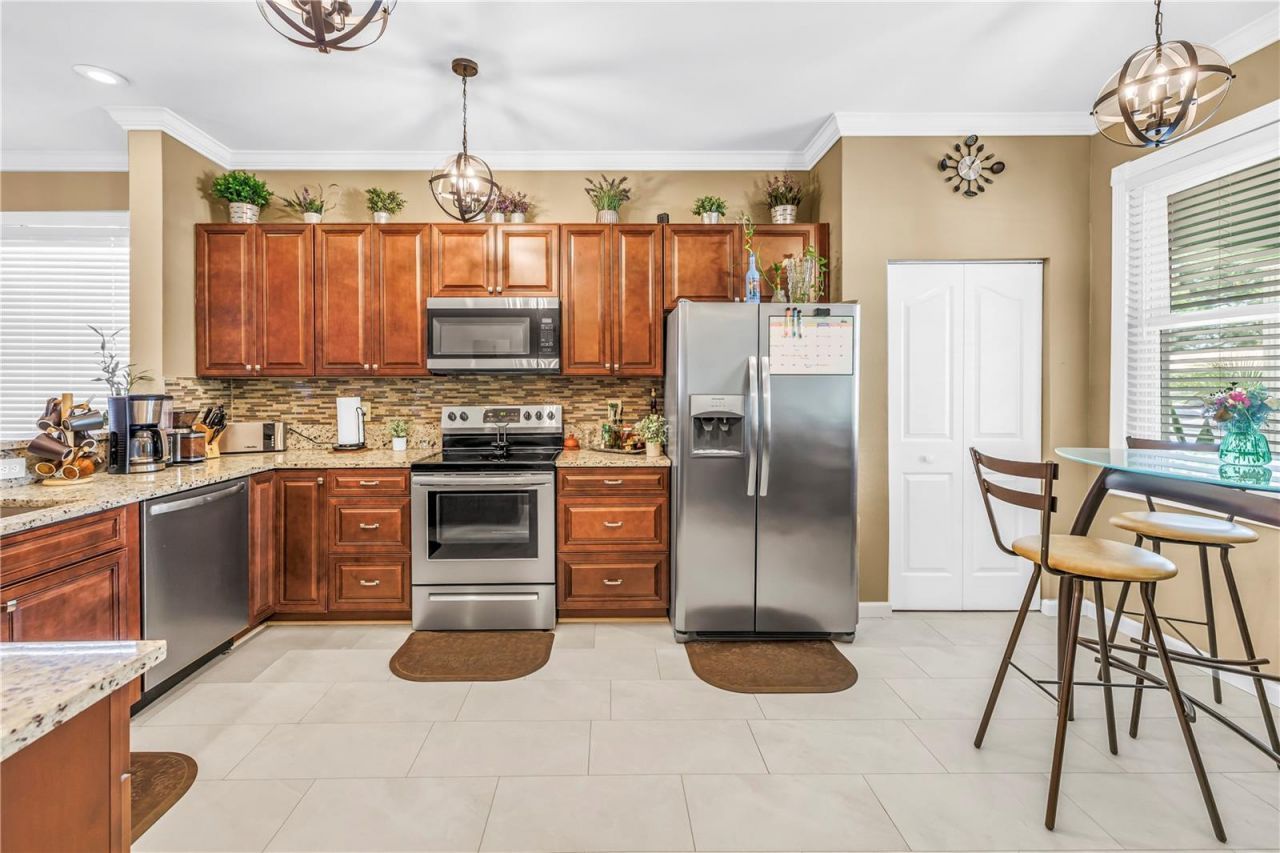 2318 W Cherry Street , Tampa, FL 33607 Photo