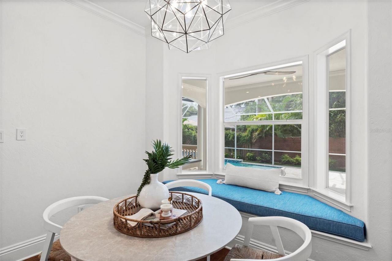 4406 W Azeele Street, Tampa, FL 33609 Photo