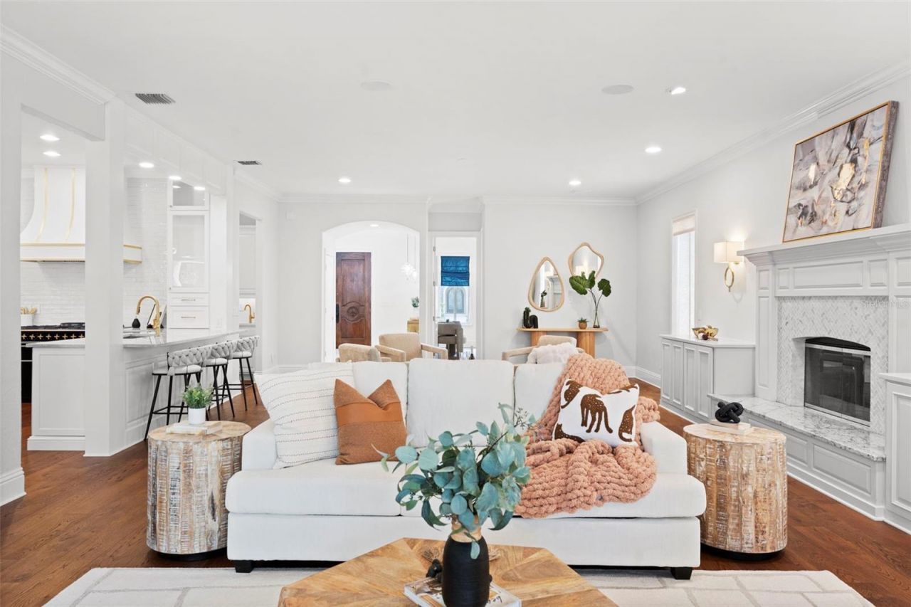 4406 W Azeele Street, Tampa, FL 33609 Photo