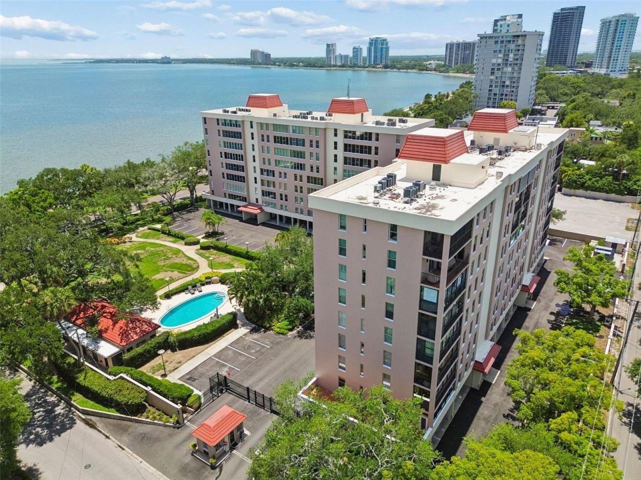 2403 S Ardson Place , Unit 902B, Tampa, FL 33629 Photo