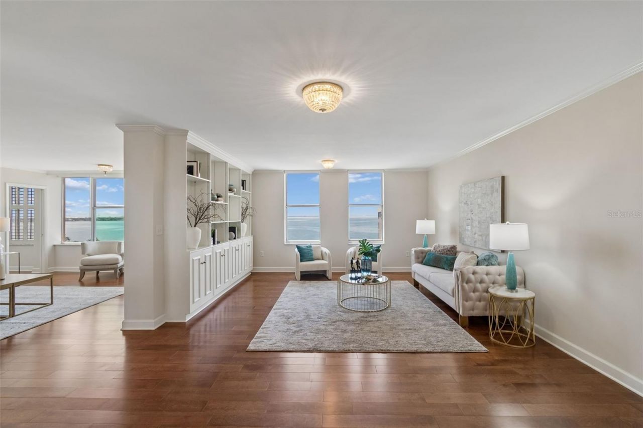 2403 S Ardson Place , Unit 902B, Tampa, FL 33629 Photo