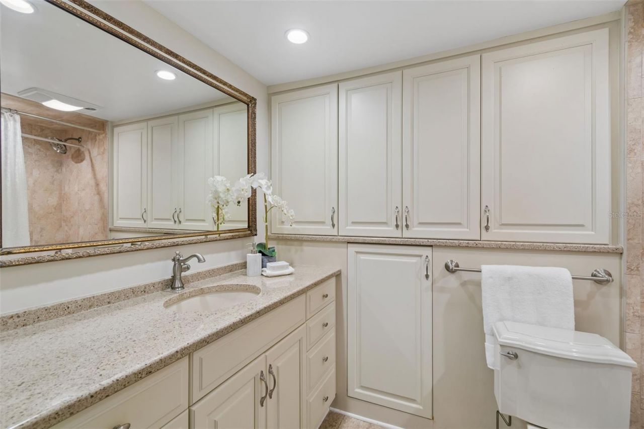 2403 S Ardson Place , Unit 902B, Tampa, FL 33629 Photo