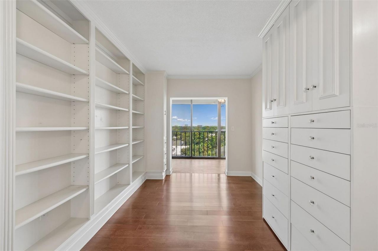 2403 S Ardson Place , Unit 902B, Tampa, FL 33629 Photo