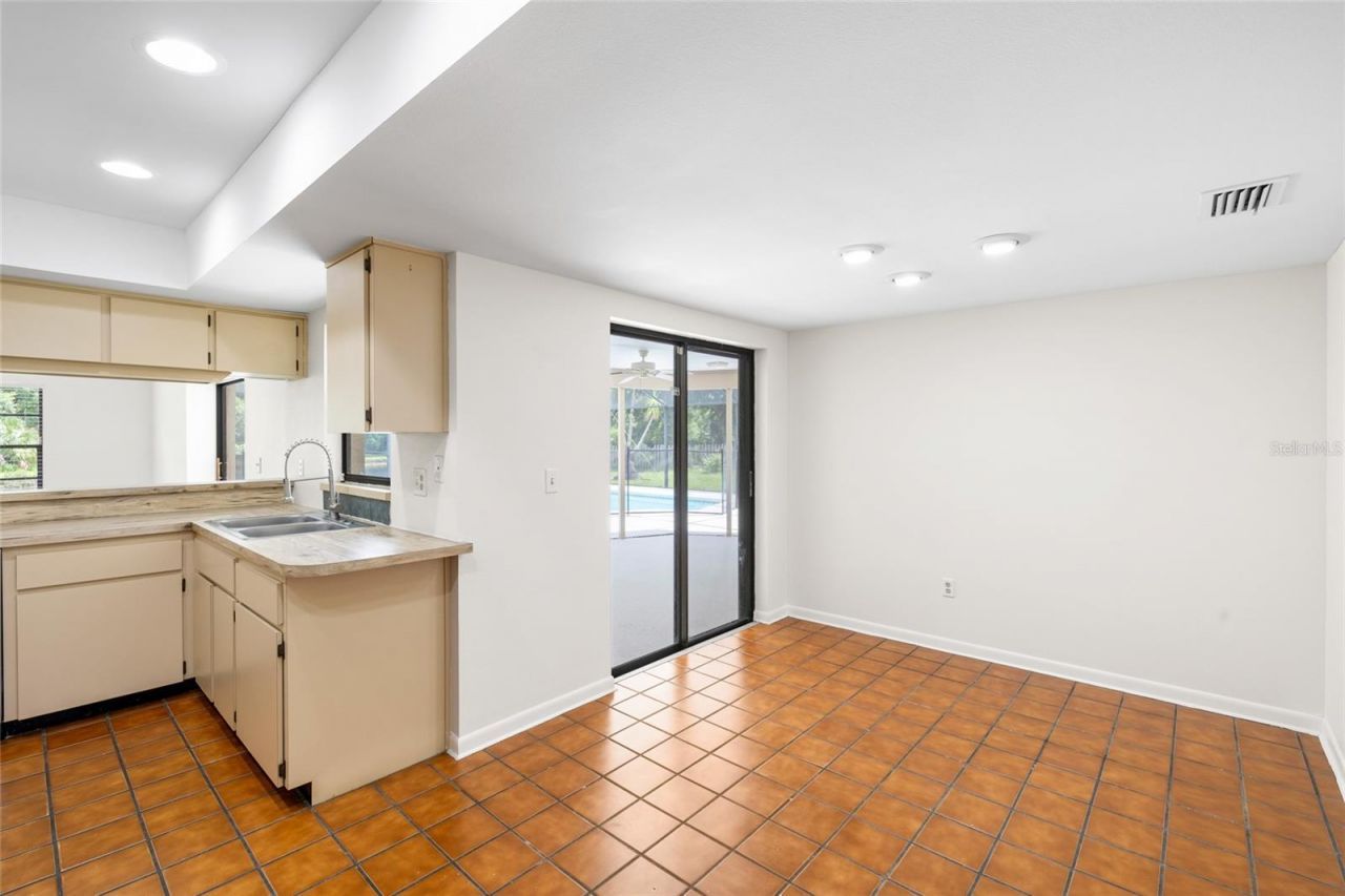 14011 Wolcott Drive , Tampa, FL 33624 Photo