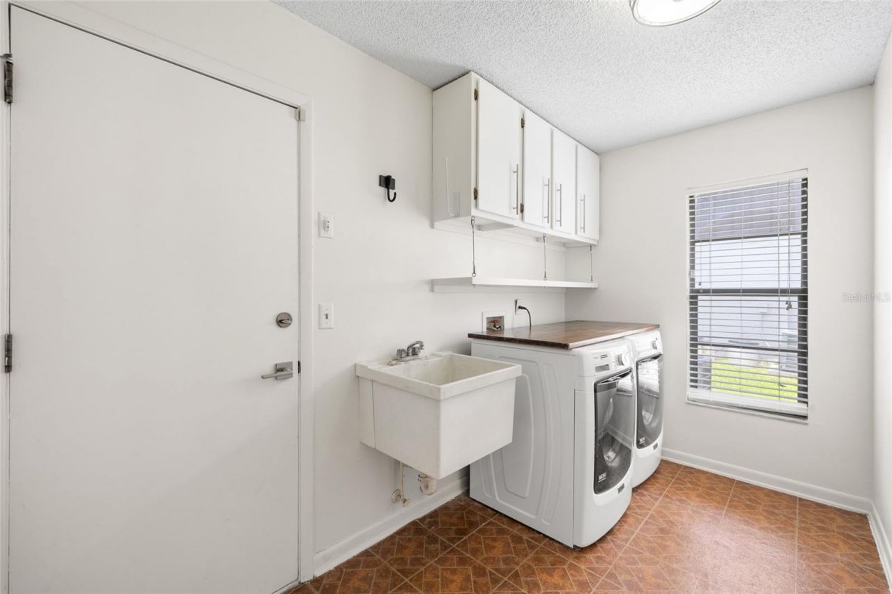 14011 Wolcott Drive , Tampa, FL 33624 Photo
