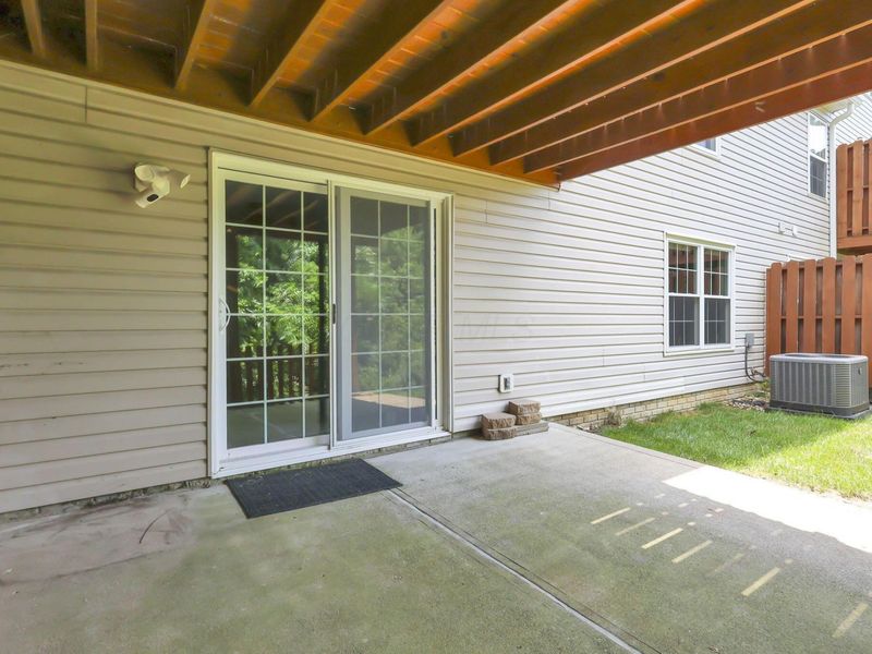 7956 Overmont Ridge Road, Blacklick, OH 43004 Photo 7