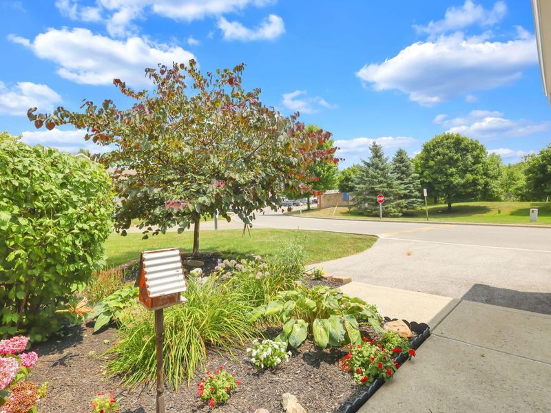 7956 Overmont Ridge Road, Blacklick, OH 43004 Photo 8