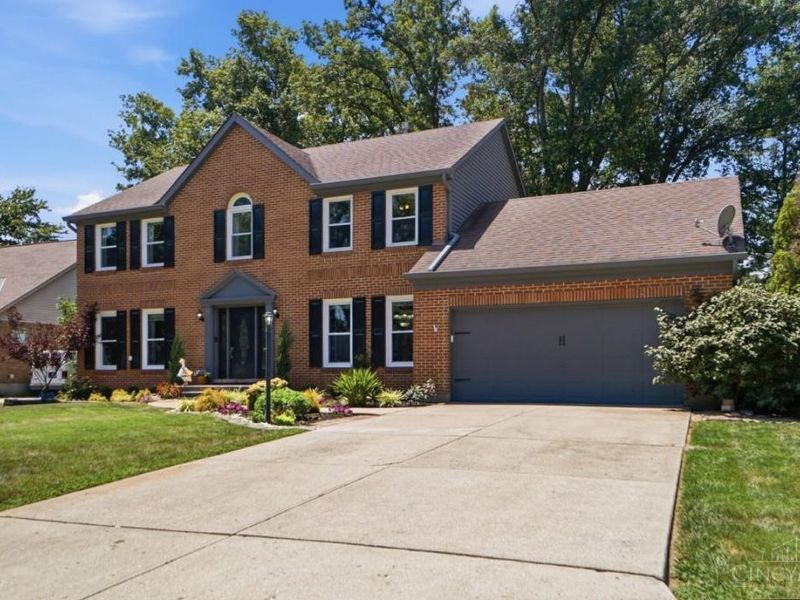 9943 McCauly Woods Drive, Sharonville, OH 45241 Photo 4