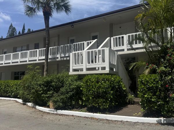 610 SE 2nd Avenue, Unit L27, Deerfield Beach, FL 33441