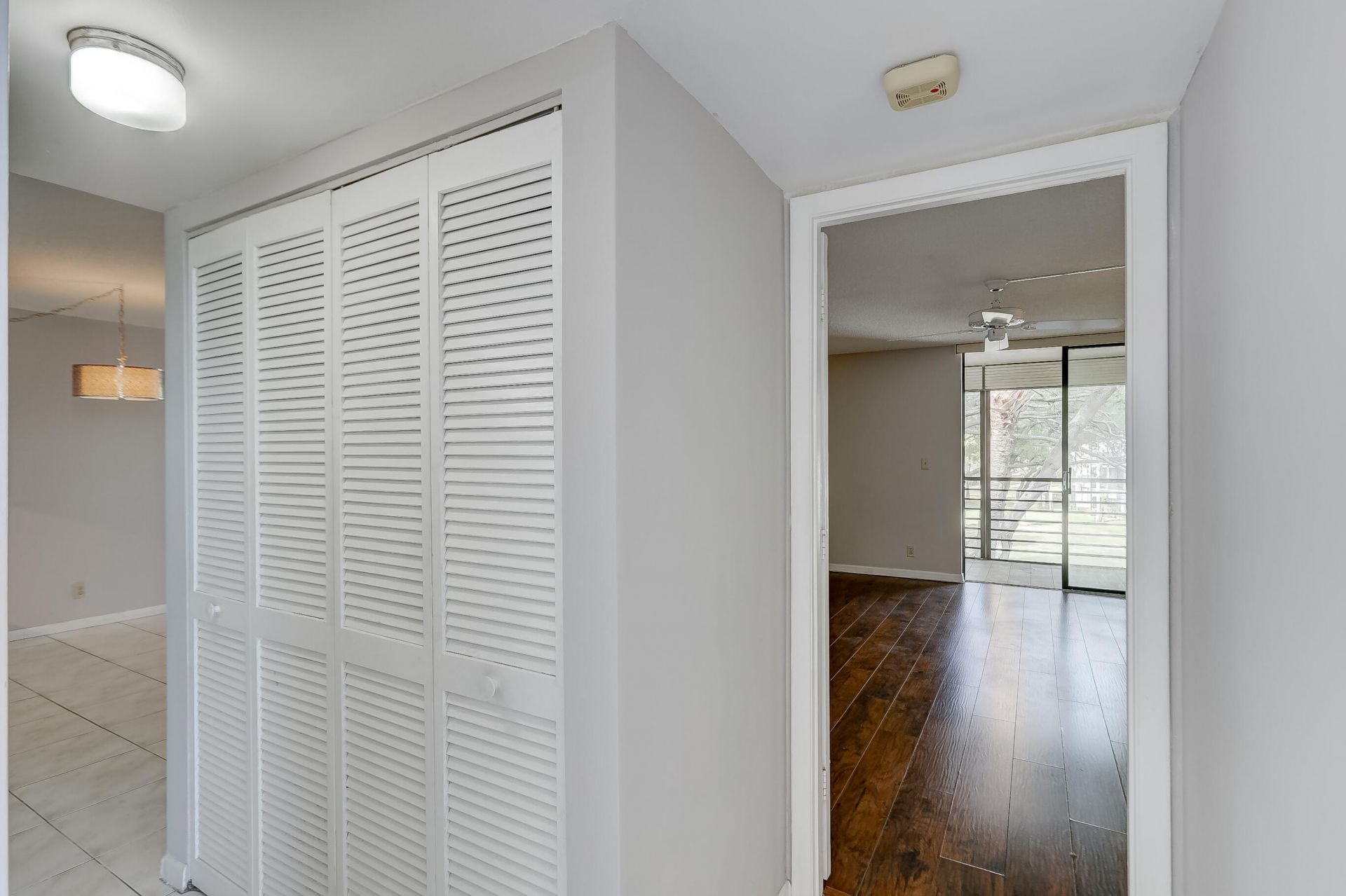 6751 N University Drive, Unit 302, Tamarac, FL 33321 Photo