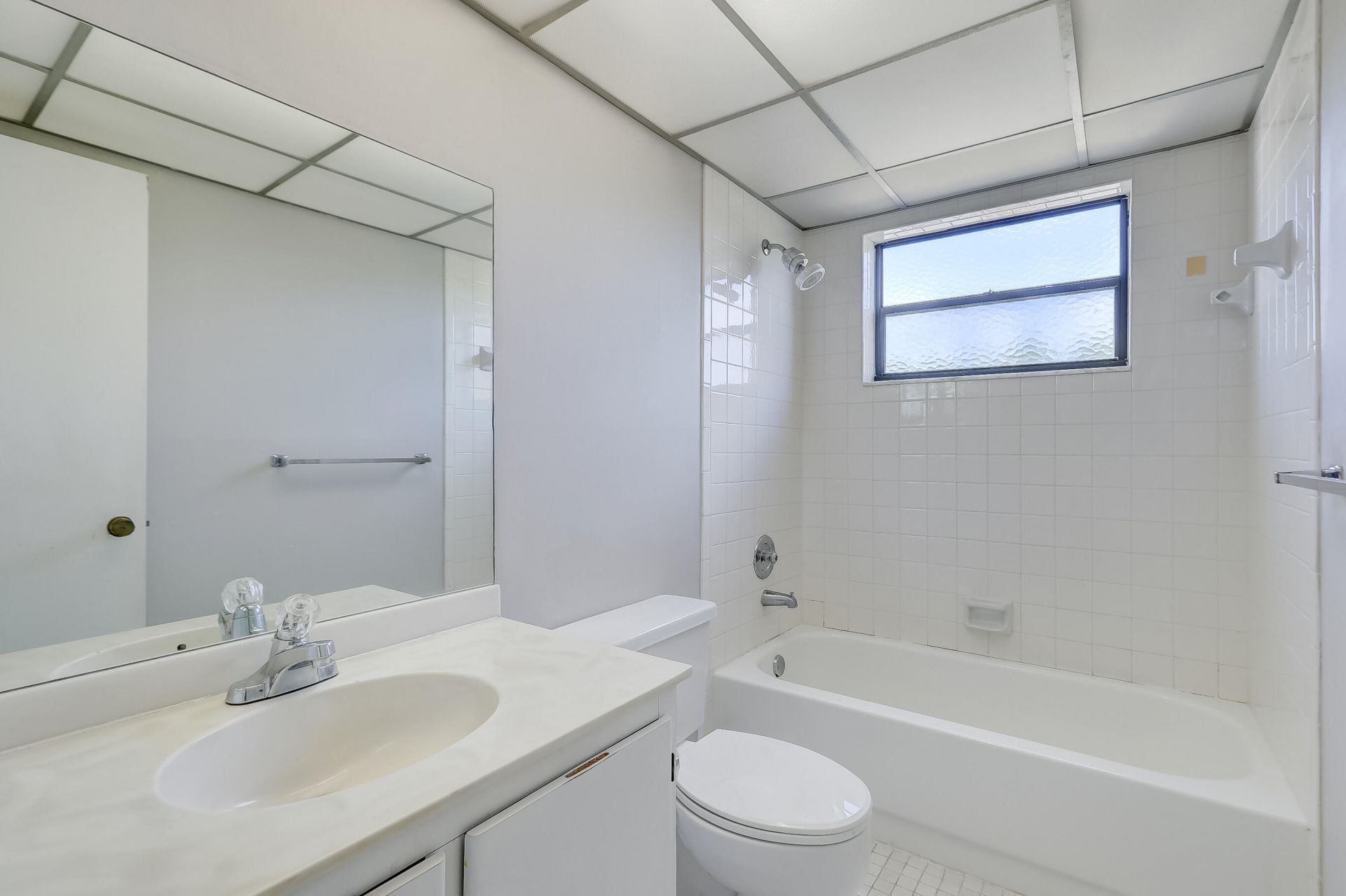 6751 N University Drive, Unit 302, Tamarac, FL 33321 Photo