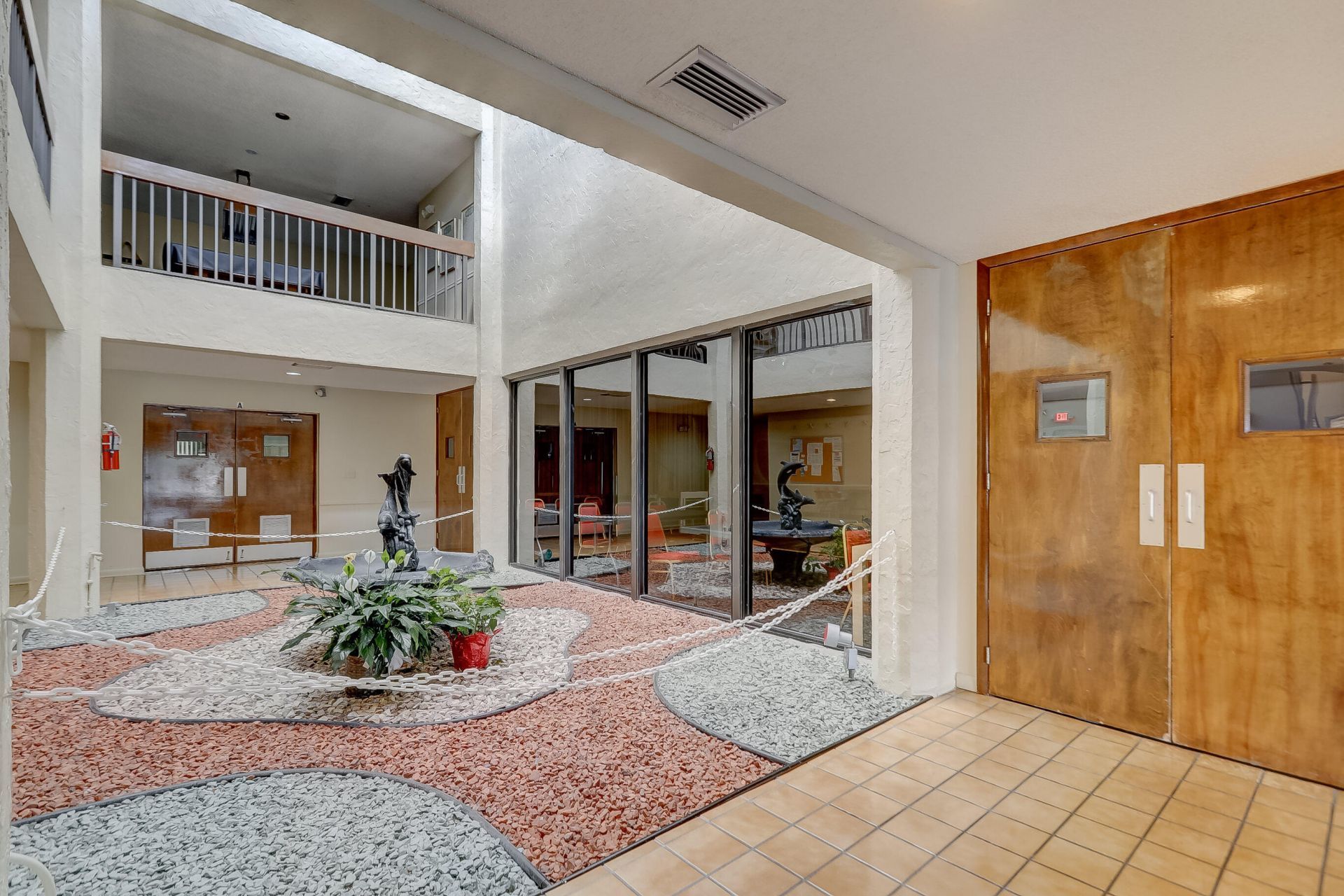 6751 N University Drive, Unit 302, Tamarac, FL 33321 Photo