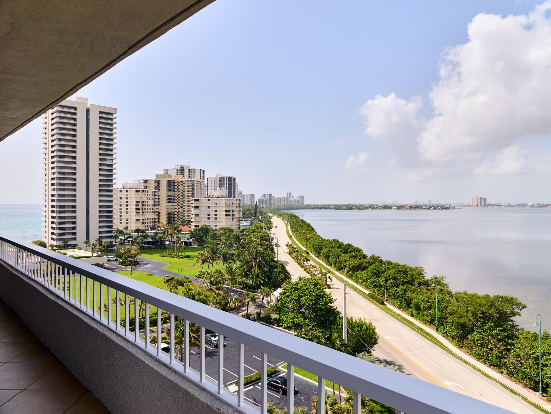 5550 N Ocean Drive, Unit 9D, Singer Island, FL 33404 Photo