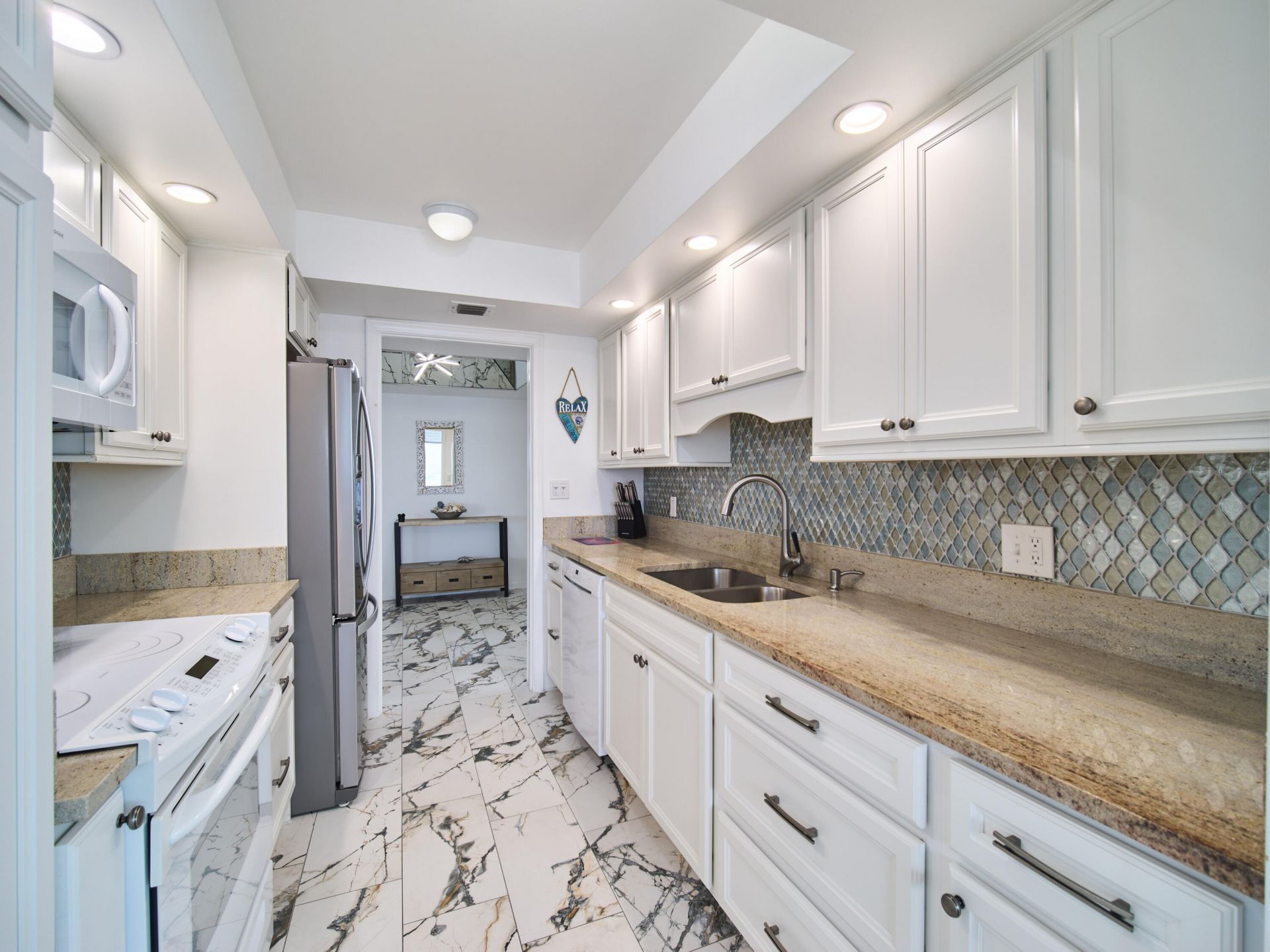 5550 N Ocean Drive, Unit 9D, Singer Island, FL 33404 Photo