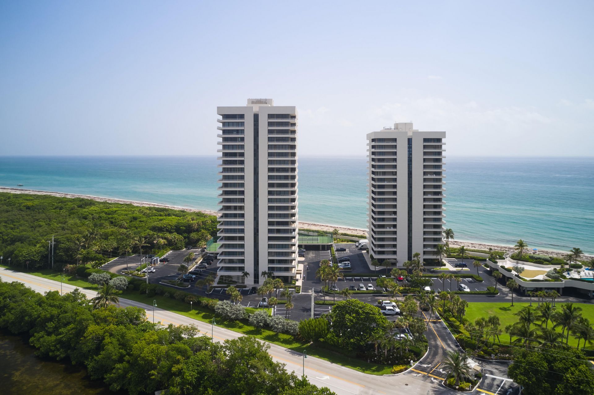 5550 N Ocean Drive, Unit 9D, Singer Island, FL 33404 Photo