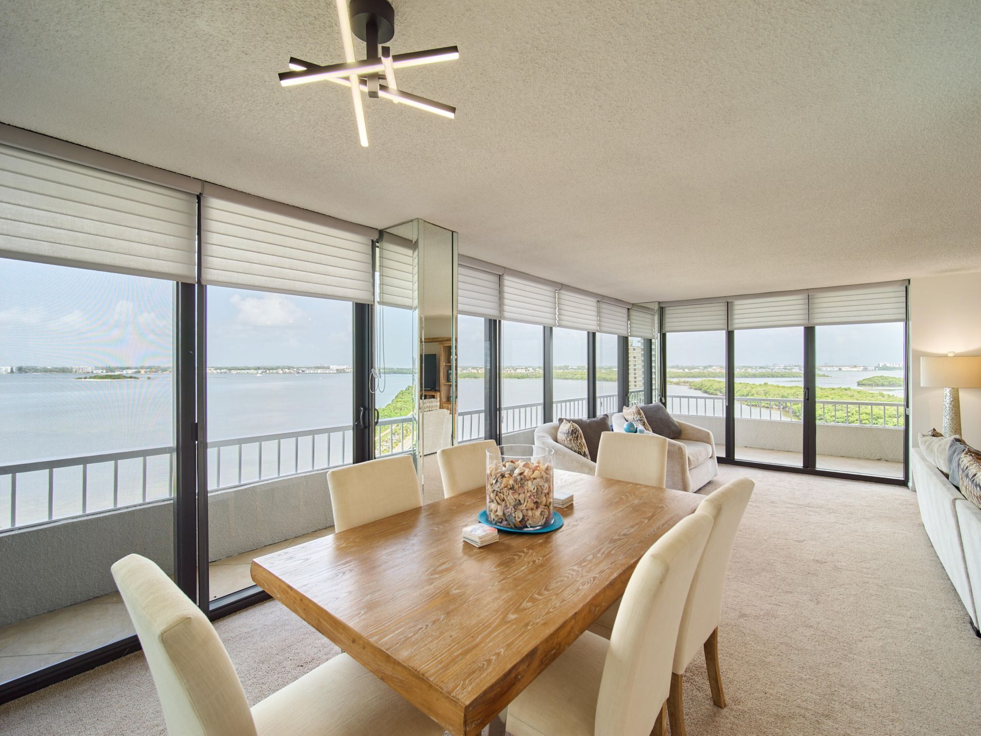 5550 N Ocean Drive, Unit 9D, Singer Island, FL 33404 Photo