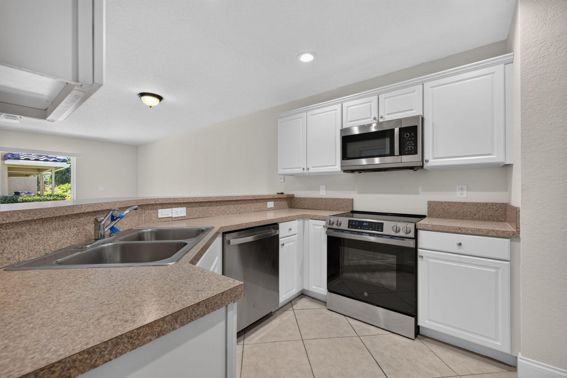 2786 SE Birmingham Drive, Stuart, FL 34994 Photo
