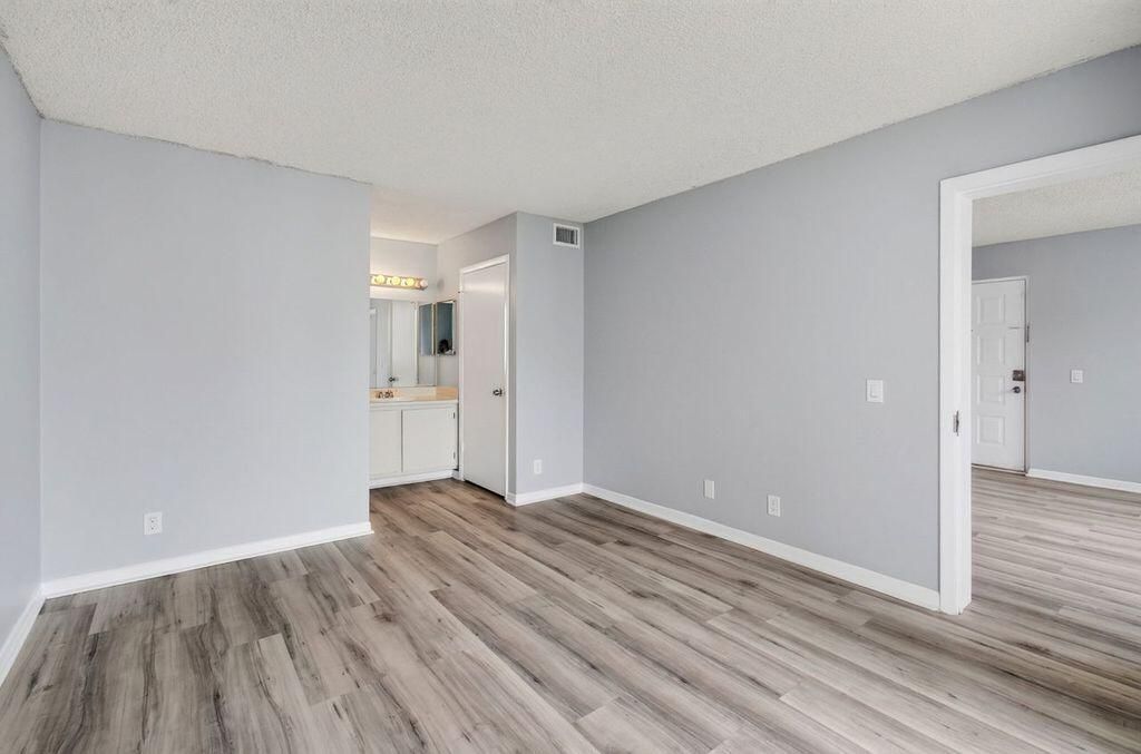 752 Executive Center Drive, Unit 110, West Palm Beach, FL 33401 Photo