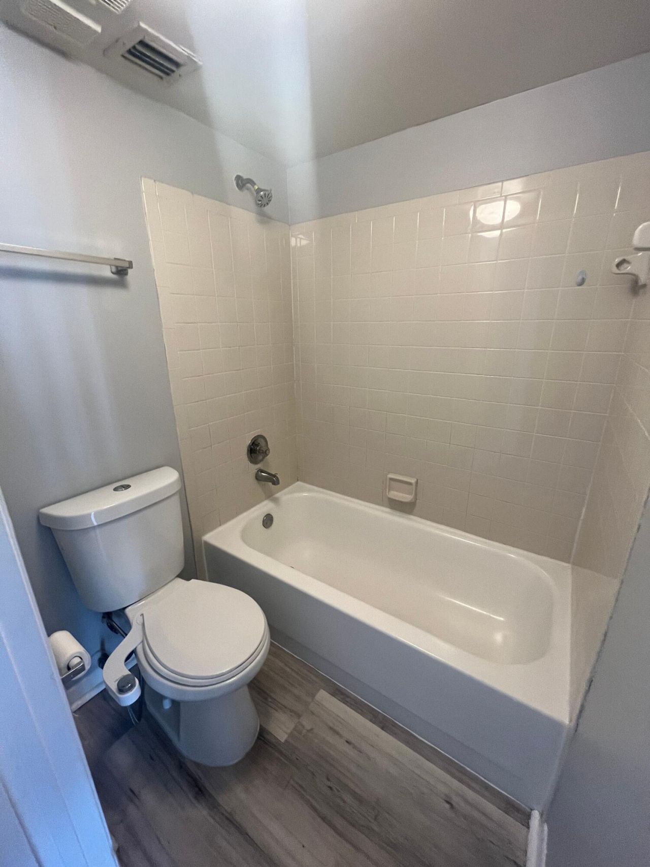 752 Executive Center Drive, Unit 110, West Palm Beach, FL 33401 Photo