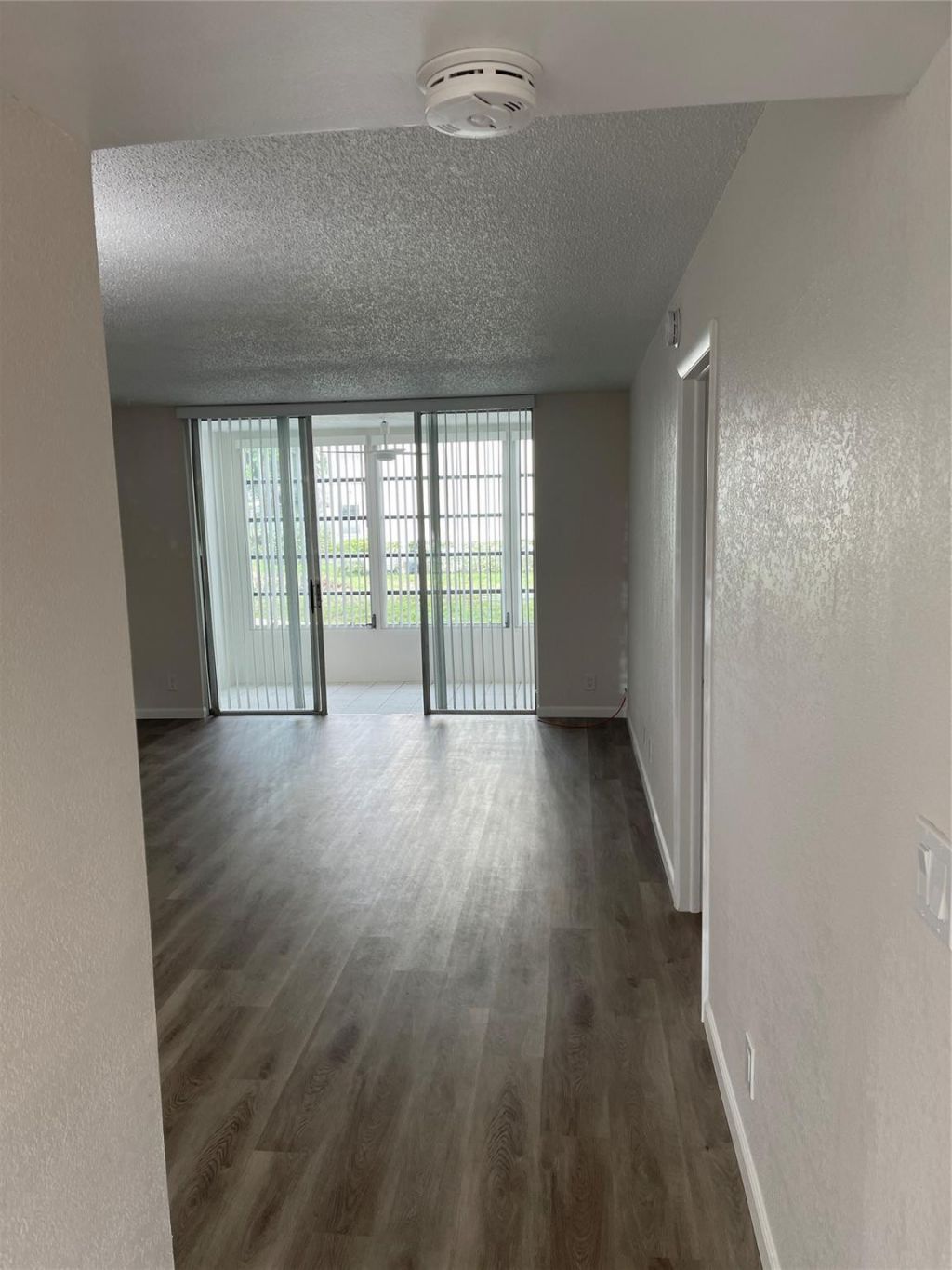 3099 NW 48th Avenue, Unit 157, Lauderdale Lakes, FL 33313 Photo