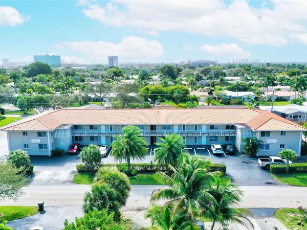 2020 NE 56TH Street, Unit 204, Fort Lauderdale, FL 33308