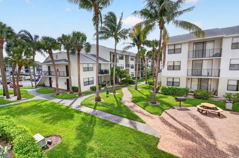 706 Executive Center Drive, Unit 23, West Palm Beach, FL 33401 Photo