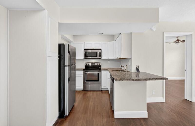 706 Executive Center Drive, Unit 23, West Palm Beach, FL 33401 Photo