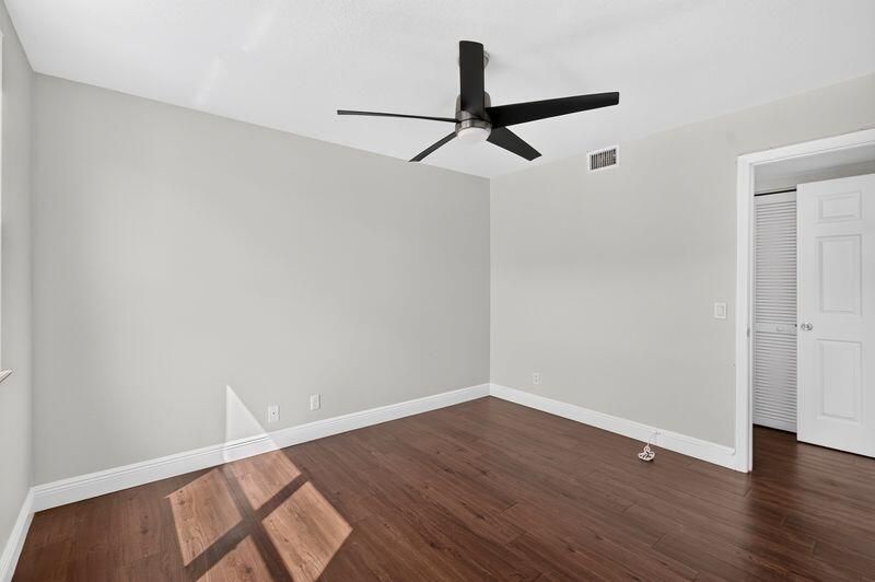 706 Executive Center Drive, Unit 23, West Palm Beach, FL 33401 Photo