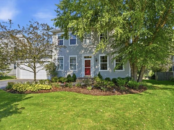 2323 Trailside Lane, Wauconda, IL 60084