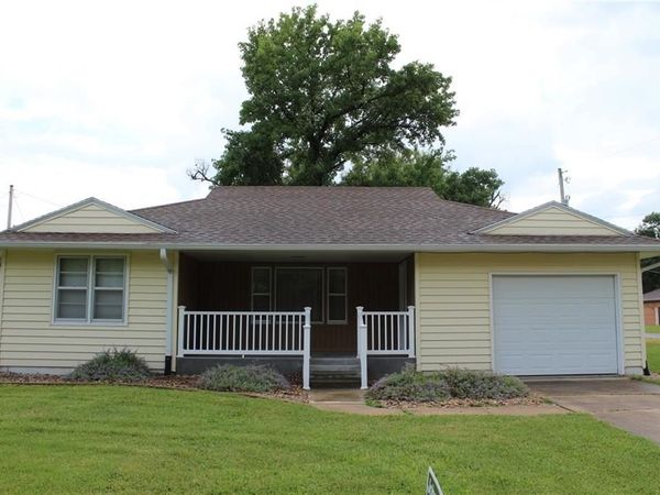 1103 Signor Street, Humboldt, KS 66748