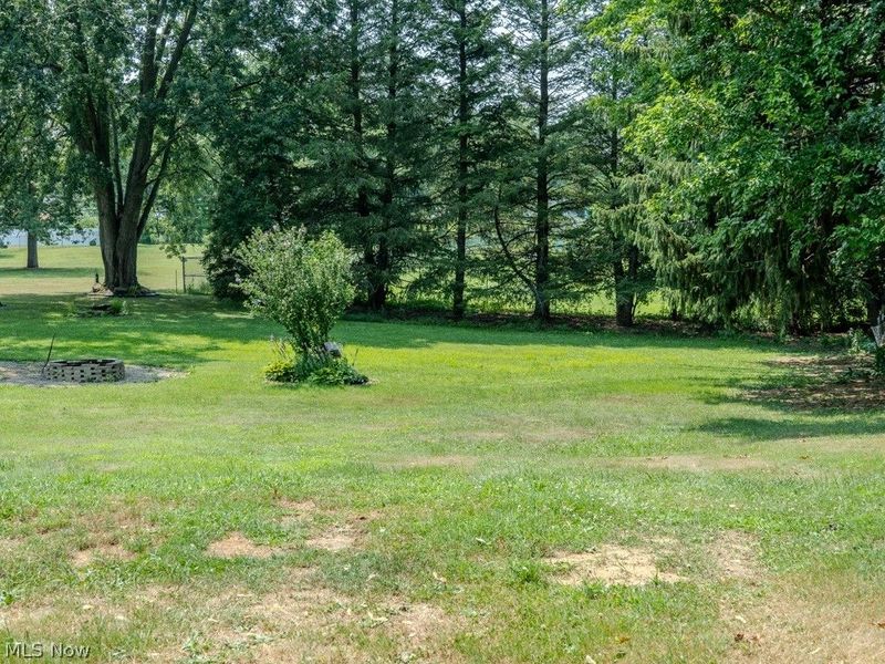 9811 Bellhaven Avenue NW, Uniontown, OH 44685 Photo 10