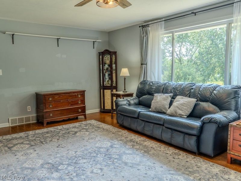 9811 Bellhaven Avenue NW, Uniontown, OH 44685 Photo 16