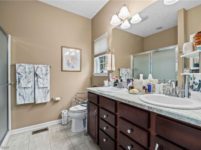 3981 Timber Walk , Lorain, OH 44053 Photo 14