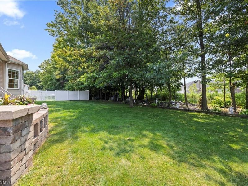 3981 Timber Walk , Lorain, OH 44053 Photo 20