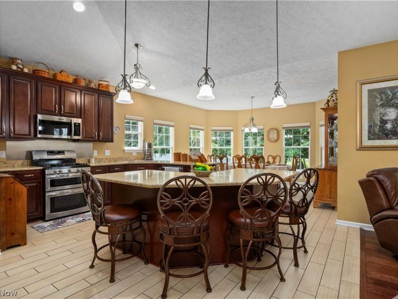 3981 Timber Walk , Lorain, OH 44053 Photo 5