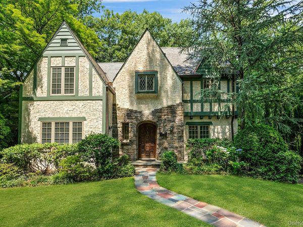 36 Ridge Road , New Rochelle, NY 10804