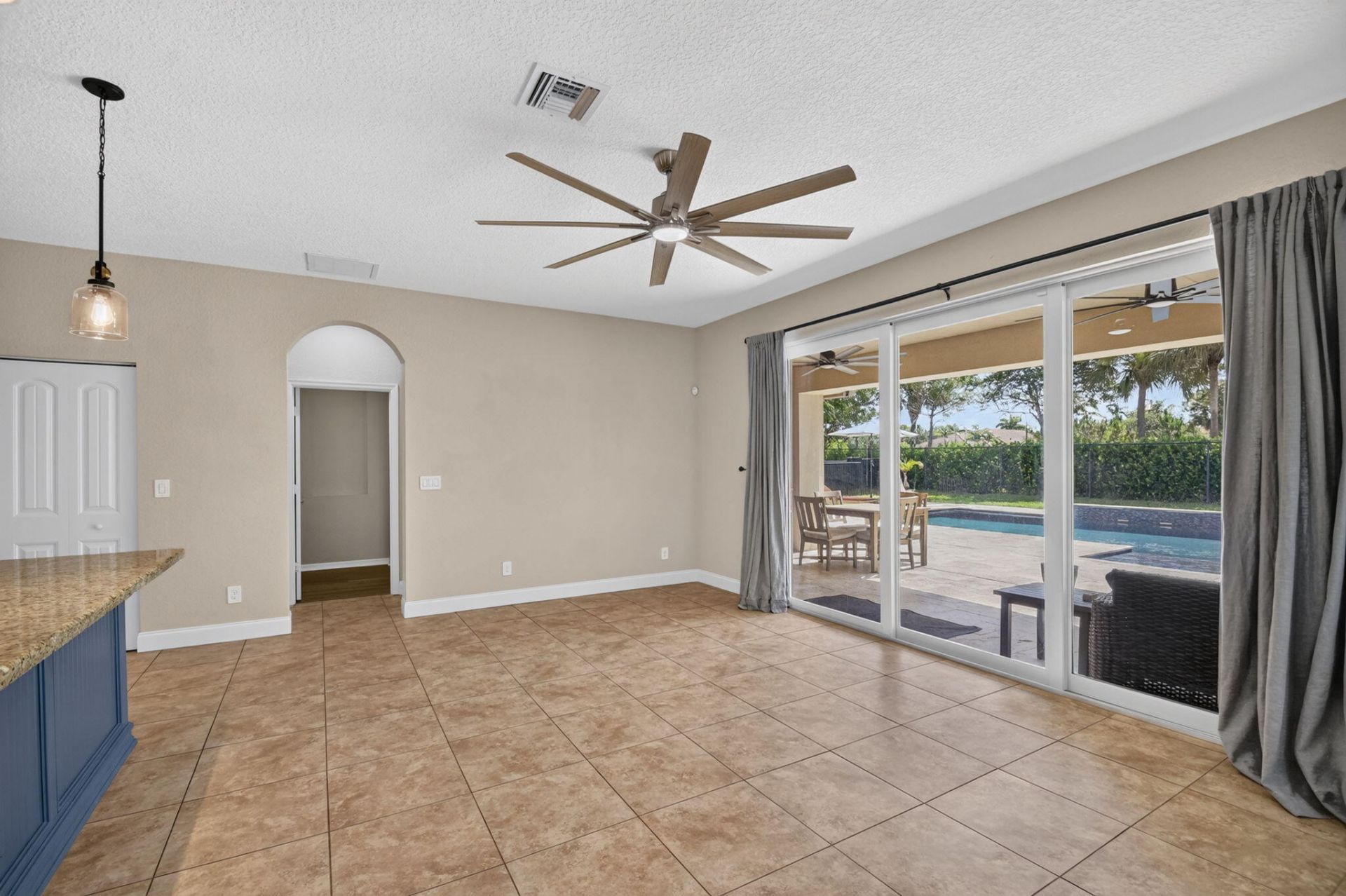 7082 Prudencia Drive, Lake Worth, FL 33463 Photo