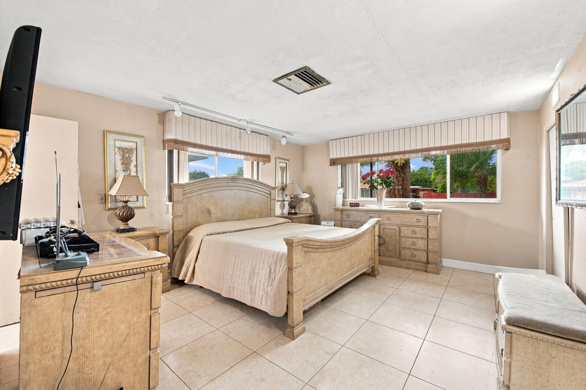1000 Wyoming Avenue, Fort Lauderdale, FL 33312 Photo
