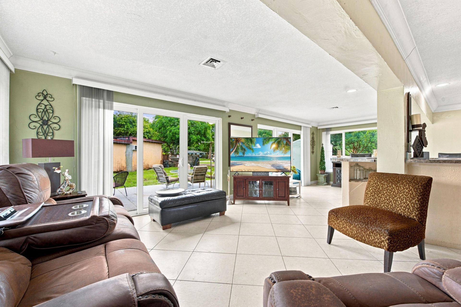 1000 Wyoming Avenue, Fort Lauderdale, FL 33312 Photo