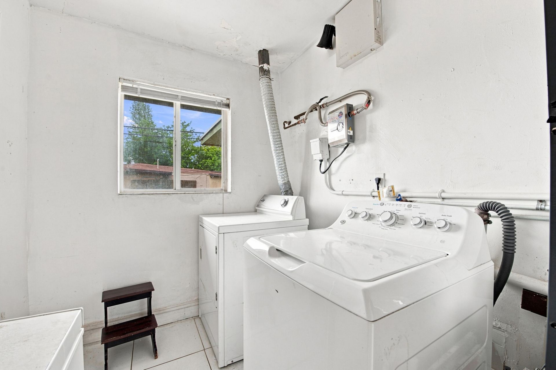 1000 Wyoming Avenue, Fort Lauderdale, FL 33312 Photo