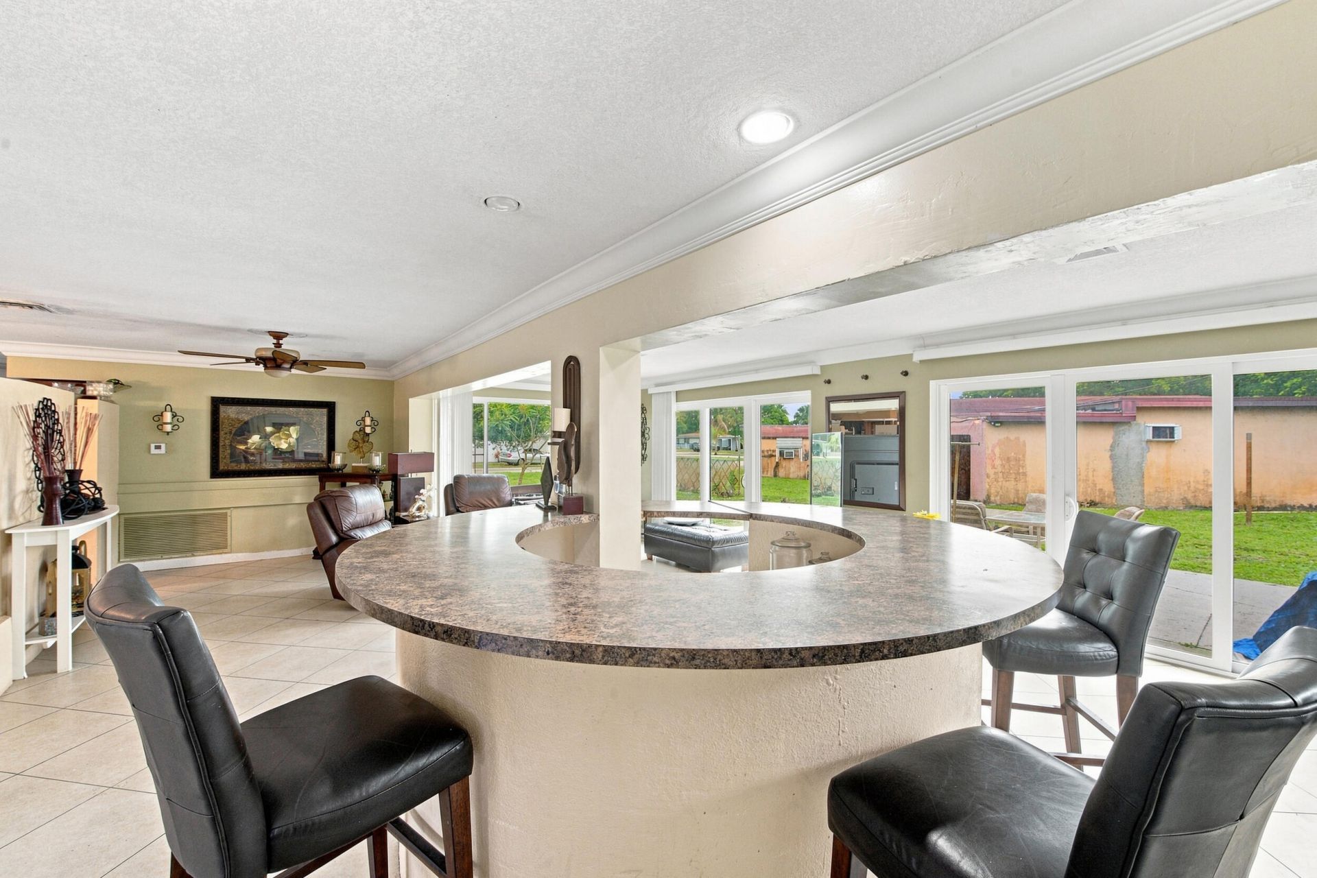 1000 Wyoming Avenue, Fort Lauderdale, FL 33312 Photo