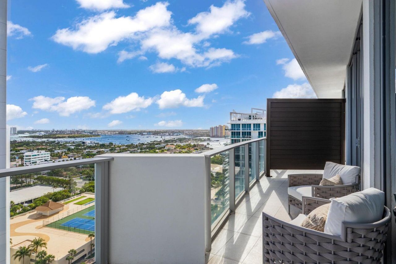 3100 N Ocean Drive, Unit H-PH3, Riviera Beach, FL 33404 Photo