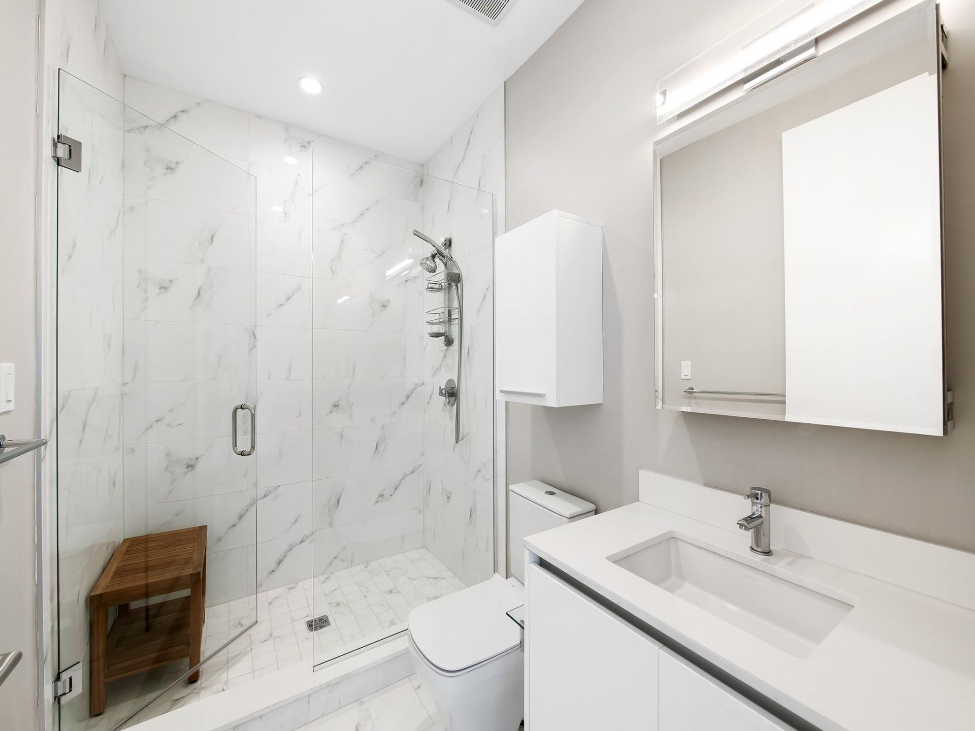 41 Isle Of Venice Drive, Unit 402, Fort Lauderdale, FL 33301 Photo