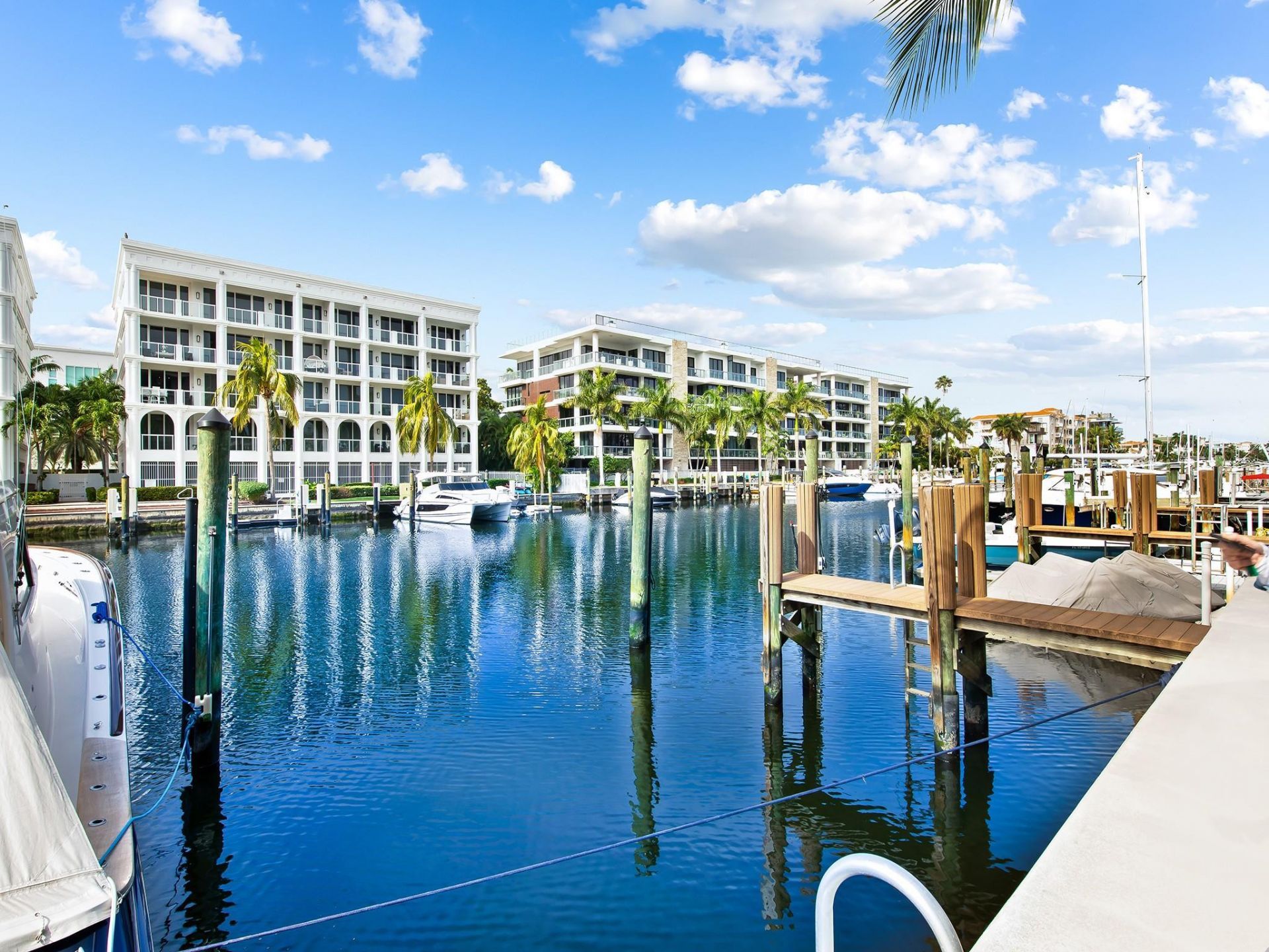 41 Isle Of Venice Drive, Unit 402, Fort Lauderdale, FL 33301 Photo
