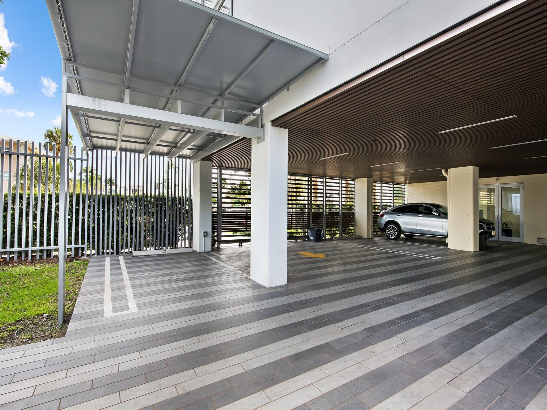 41 Isle Of Venice Drive, Unit 402, Fort Lauderdale, FL 33301 Photo