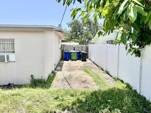 5371 NE 17th Terrace, Fort Lauderdale, FL 33334 Photo