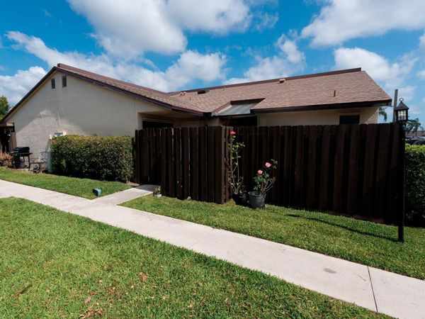 3504 WATERVIEW Circle, Palm Springs, FL 33461
