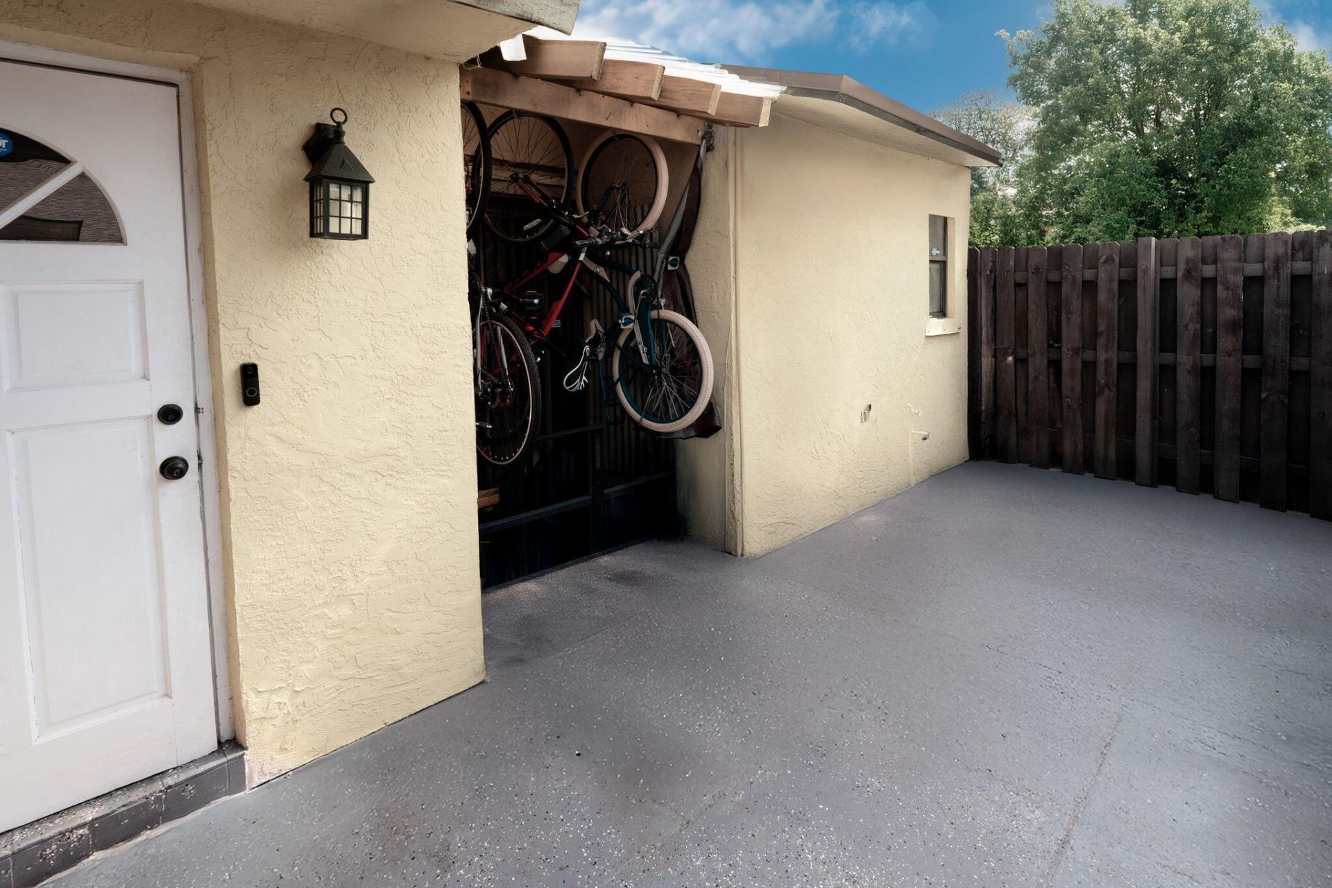 3504 Waterview Circle, Palm Springs, FL 33461 Photo